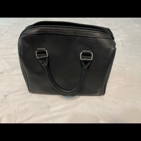 Bench Purse - Picture 1 of 1